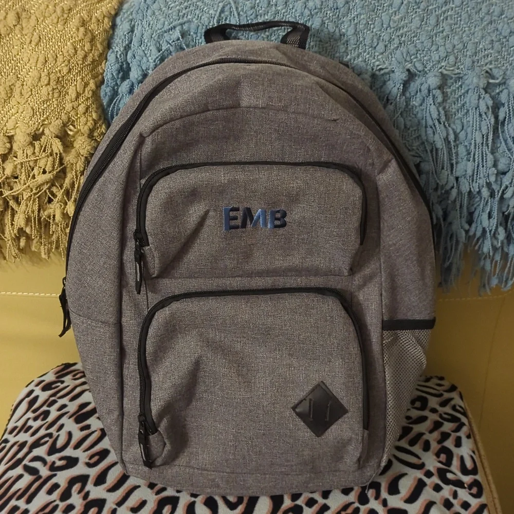 New Lightweight Gray Backpack - Picture 1 of 4
